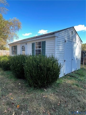 8304 Elizabeth Ann Dr, Hanover, VA 23111