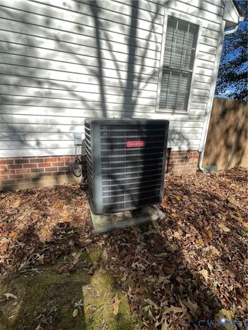 8304 Elizabeth Ann Dr, Hanover, VA 23111