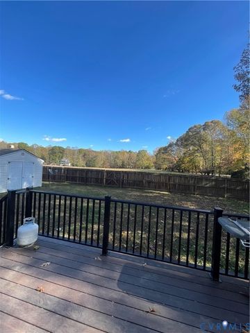 8304 Elizabeth Ann Dr, Hanover, VA 23111