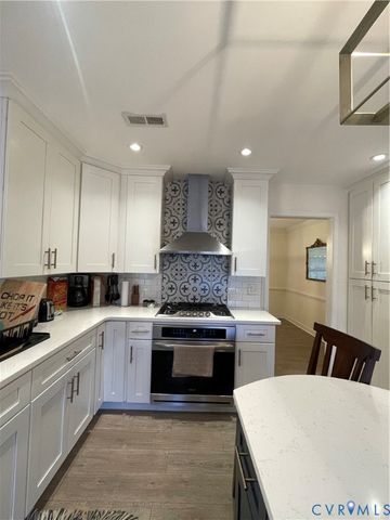 8304 Elizabeth Ann Dr, Hanover, VA 23111