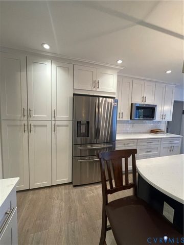 8304 Elizabeth Ann Dr, Hanover, VA 23111