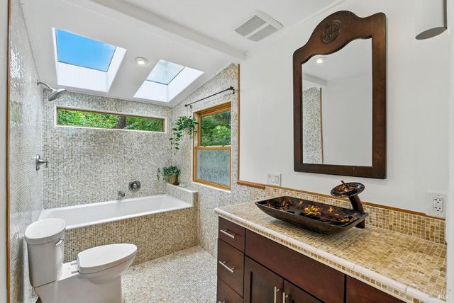 7395 Sir Francis Drake Blvd, Lagunitas, CA 94938