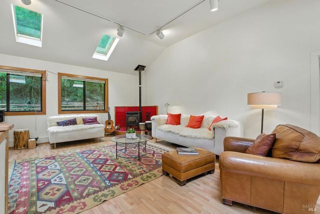 7395 Sir Francis Drake Blvd, Lagunitas, CA 94938