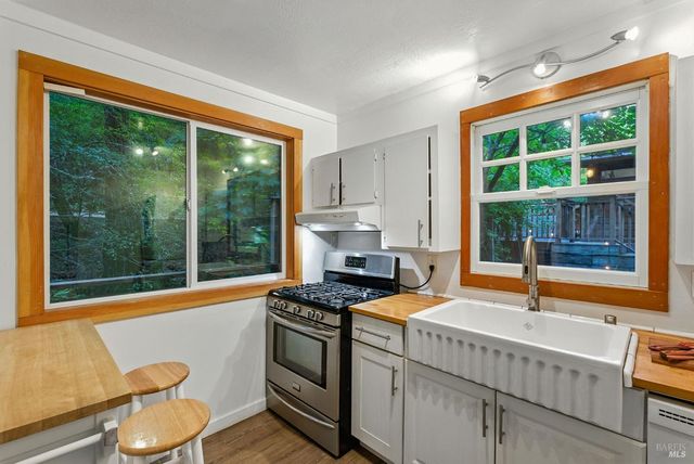 7395 Sir Francis Drake Blvd, Lagunitas, CA 94938