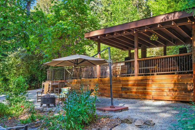 7395 Sir Francis Drake Blvd, Lagunitas, CA 94938