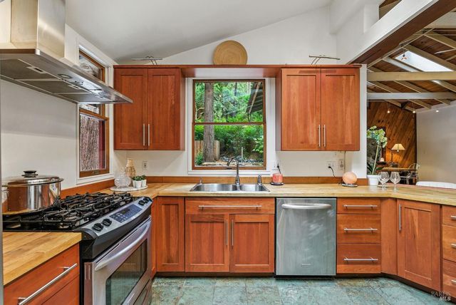 7395 Sir Francis Drake Blvd, Lagunitas, CA 94938