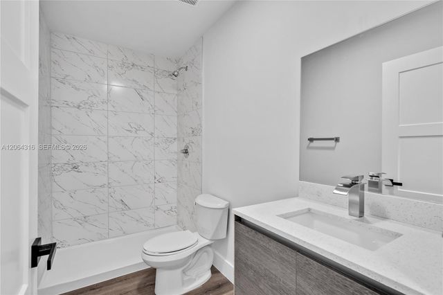 1021 NW 1st Street 301, Miami, FL 33128