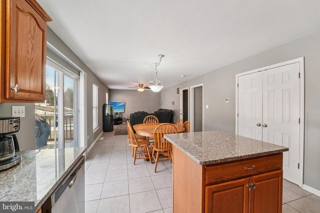 1005 GULLO RD, New Windsor, MD 21776