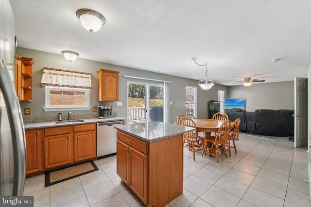 1005 GULLO RD, New Windsor, MD 21776