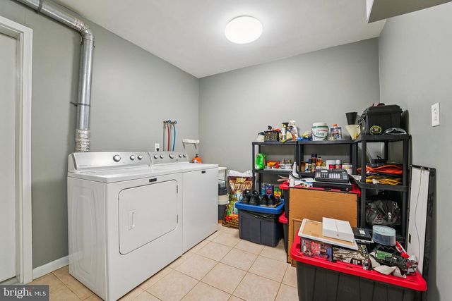 1005 GULLO RD, New Windsor, MD 21776