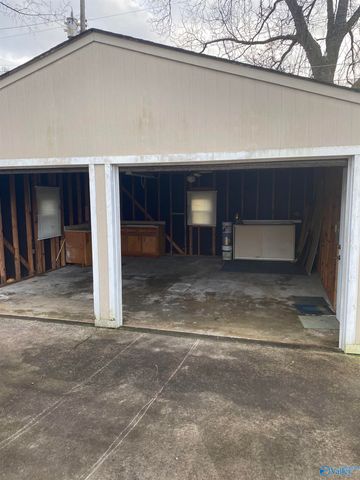 2020 NE Dellbrook Drive, Huntsville, AL 35811