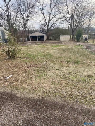 2020 NE Dellbrook Drive, Huntsville, AL 35811