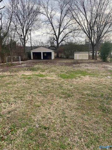 2020 NE Dellbrook Drive, Huntsville, AL 35811