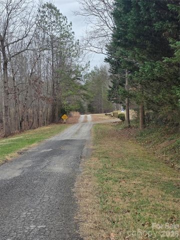 1044 Rabbit Trail, Gastonia, NC 28052