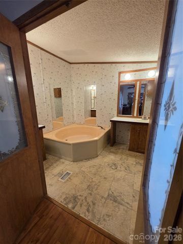 1044 Rabbit Trail, Gastonia, NC 28052