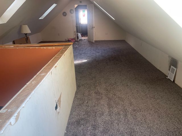 2213 S Oakley Avenue, Chicago, IL 60608