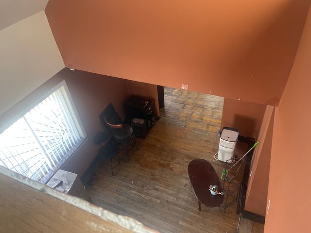 2213 S Oakley Avenue, Chicago, IL 60608