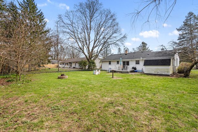 2130 Kalarama Avenue, Portage City, MI 49024