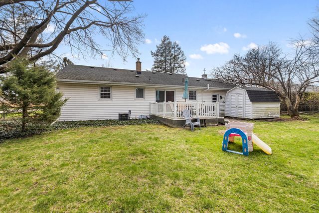 2130 Kalarama Avenue, Portage City, MI 49024