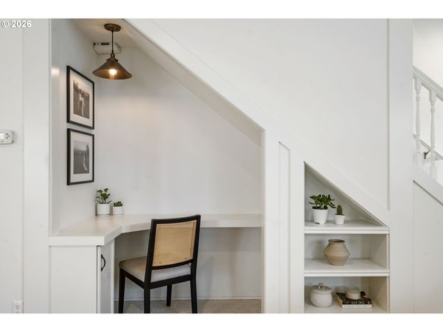16788 Sw ROMEO Ter, Portland, OR 97224