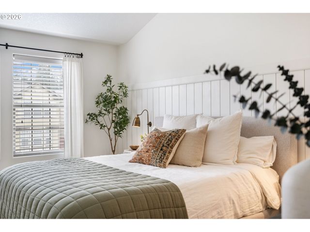 16788 Sw ROMEO Ter, Portland, OR 97224