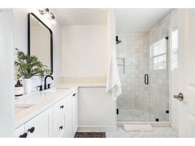 16788 Sw ROMEO Ter, Portland, OR 97224