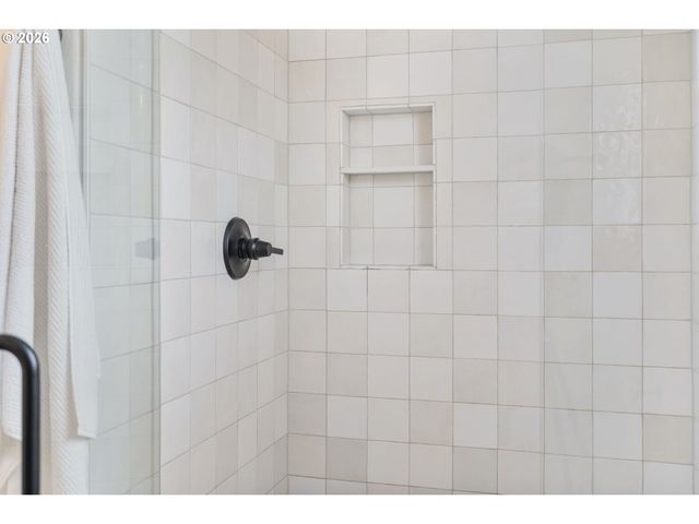16788 Sw ROMEO Ter, Portland, OR 97224