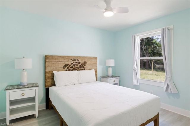 27870-27872 Vermont ST, Bonita Springs, FL 34135
