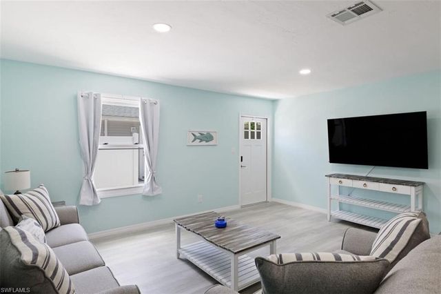 27870-27872 Vermont ST, Bonita Springs, FL 34135