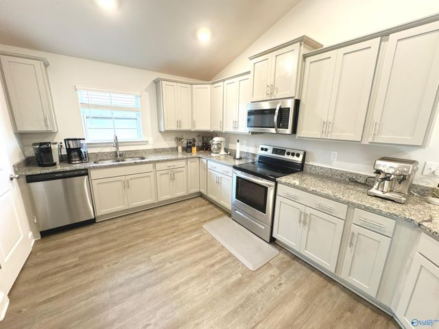 14228 Wildflower Drive, Harvest, AL 35749