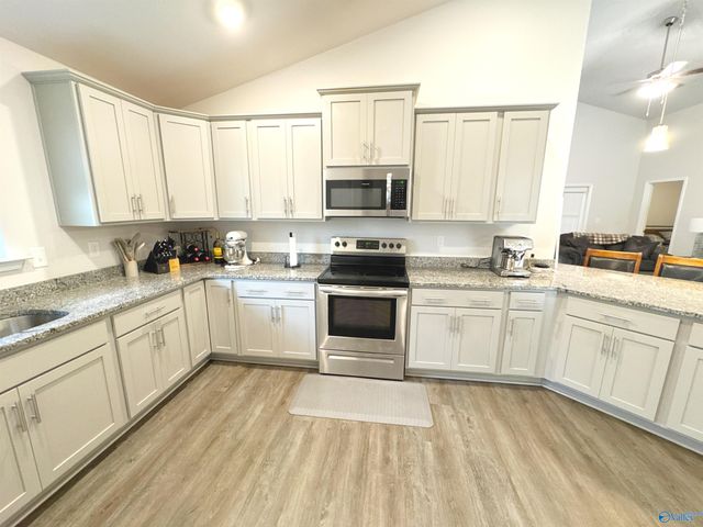 14228 Wildflower Drive, Harvest, AL 35749