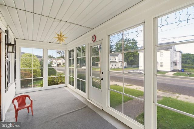 318 S MAIN ST, Elmer, NJ 08318