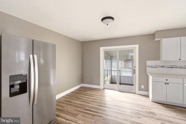 318 S MAIN ST, Elmer, NJ 08318