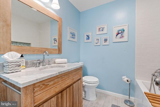 12205 HORSE CENTER RD, North Potomac, MD 20878