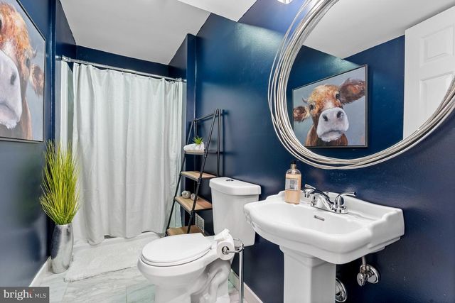 12205 HORSE CENTER RD, North Potomac, MD 20878
