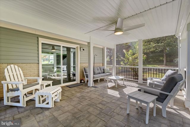 12205 HORSE CENTER RD, North Potomac, MD 20878