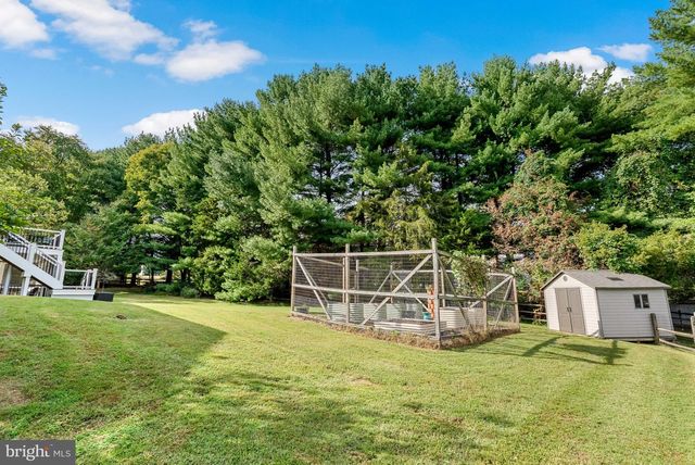 12205 HORSE CENTER RD, North Potomac, MD 20878
