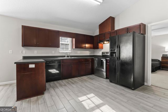 135 Lake Victoria Drive, Kingsland, GA 31548