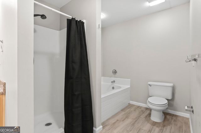 135 Lake Victoria Drive, Kingsland, GA 31548