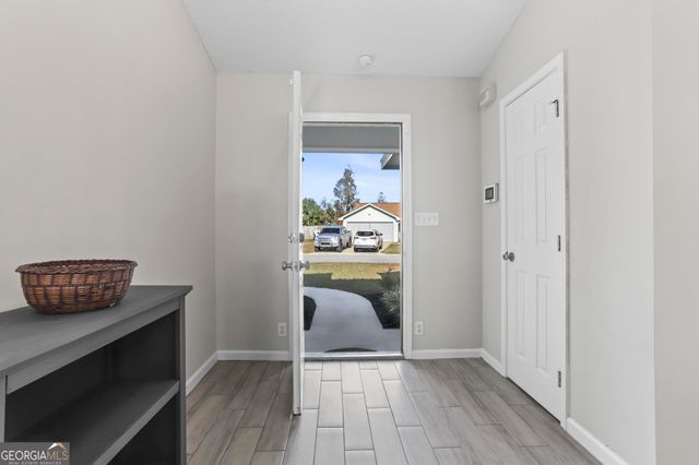 135 Lake Victoria Drive, Kingsland, GA 31548