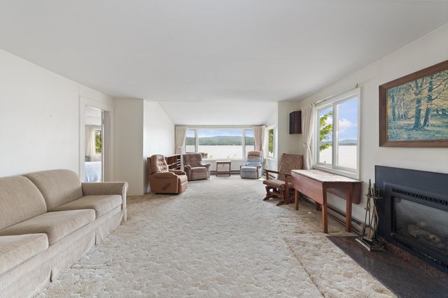 998 West Shore Road, Bristol, NH 03222