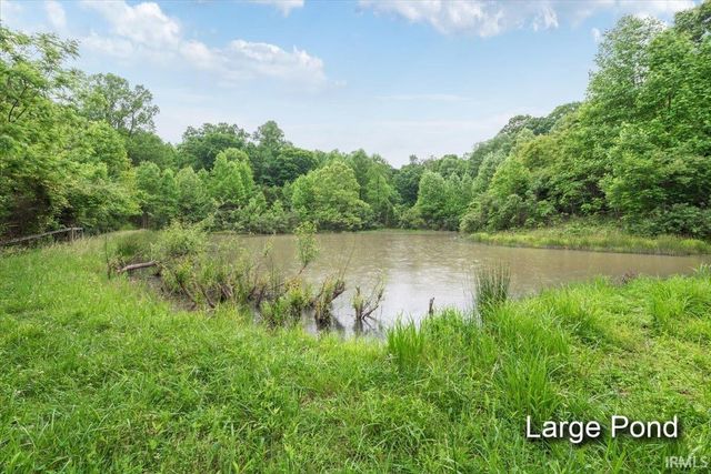 9510 S Snow Road, Bloomington, IN 47403