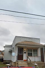 3910 Schiller Place, St Louis, MO 63116