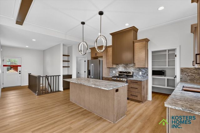 1729 Blaketon Drive, Grand Rapids, MI 49534