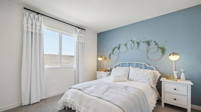 200 Brass Spur Ct, Roseville, CA 95747