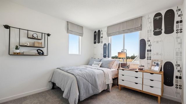 200 Brass Spur Ct, Roseville, CA 95747