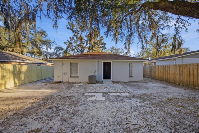 1812 E 99TH AVENUE, Tampa, FL 33612