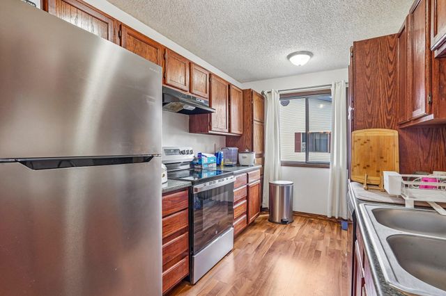 6627 84th Court N, Brooklyn Park, MN 55445
