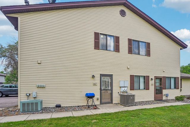 6627 84th Court N, Brooklyn Park, MN 55445