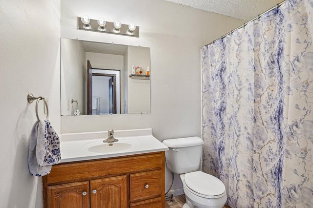 6627 84th Court N, Brooklyn Park, MN 55445